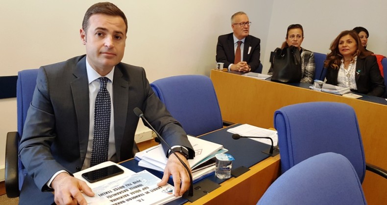 CHP’Lİ AKIN’DAN ELEKTRİK FATURALARINI UCUZLATACAK TEKLİF