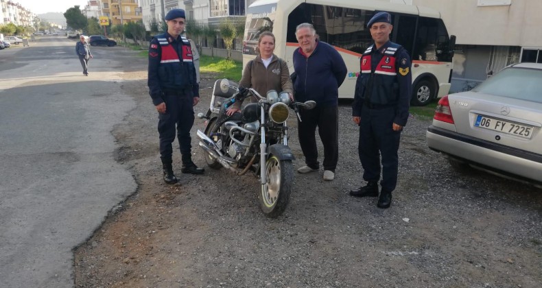 Ayvalık’ta motosiklet hırsızlarına jandarma freni