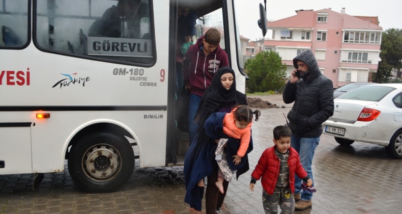 Ayvalık’ta 29 düzensiz göçmen Sahil Güvenlik ekiplerince kurtarıldı