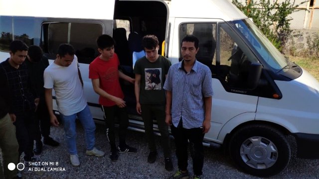 Ayvalık’ta 30 düzensiz göçmen ve 1 organizatör yakalandı