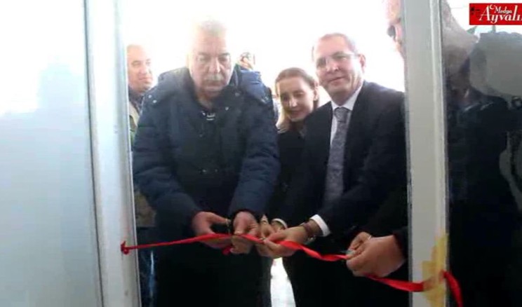 Küçükköy- Sarımsaklı Mahalle Evi Ayvalık Belediye Başkanı Mesut Ergin tarafindan açılış yapti