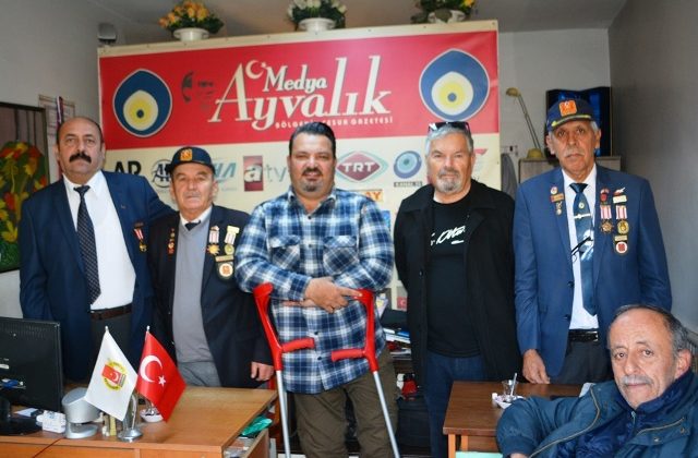 Ayvalıklı gaziler, gazetecileri unutmadı