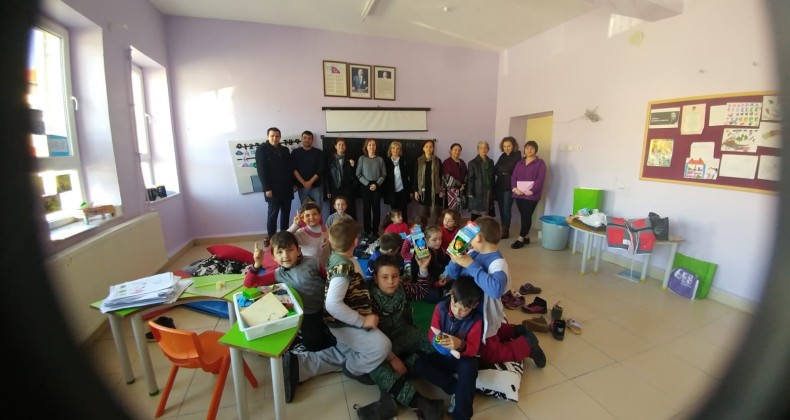 Ayvalık’ta “Çocuklar Gülsün Diye” çabalar sürüyor