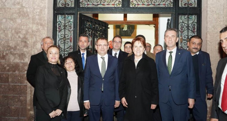 İYİ Parti Genel Başkanı Akşener Gömeç ve Ayvalık’ı ziyaret etti