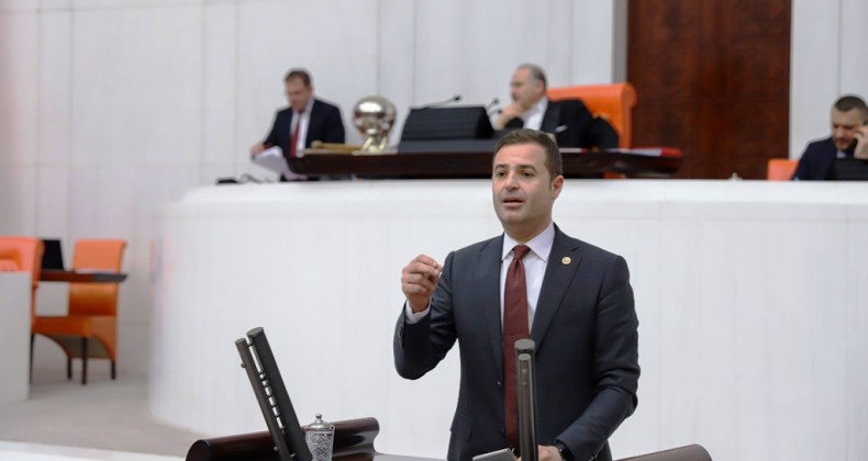 CHP’Lİ AHMET AKIN: “İKTİDAR ÇİFTÇİYİ BİTİRMEK İÇİN MÜCADELE EDİYOR”