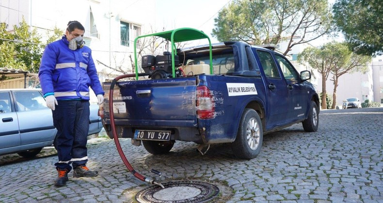 Ayvalık Belediyesi’nden sivrisinek ile şimdiden amansız mücadele