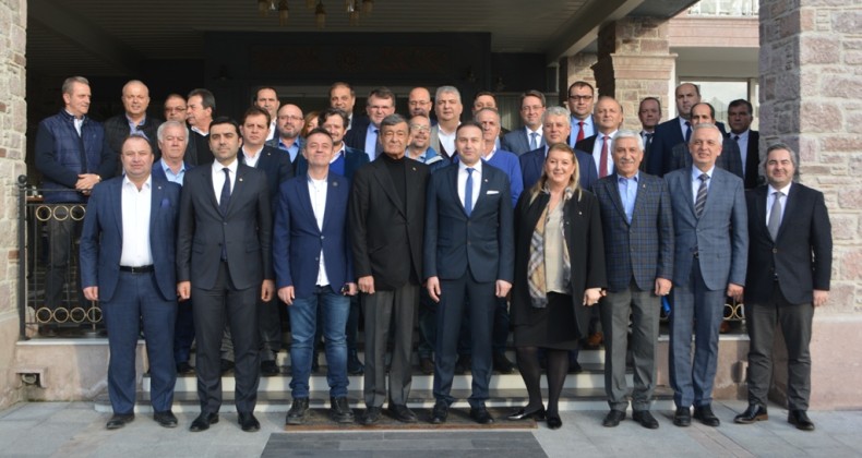 Balıkesir ticaret hayatının kalbi Ayvalık’ta attı