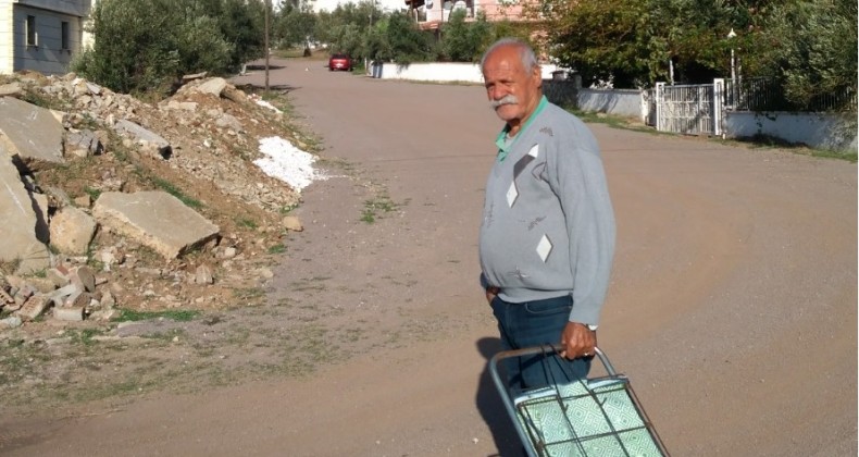 Ayvalık’ta aydınlatma direkleri olmayan sokaklar dehşet saçıyor