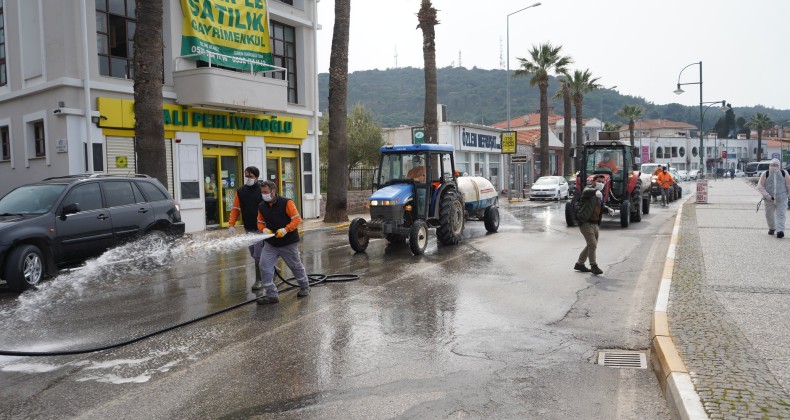 Ayvalık Belediyesi dezenfekte çalışmalarında yaklaşık 50 ton dezenfektan kullandı