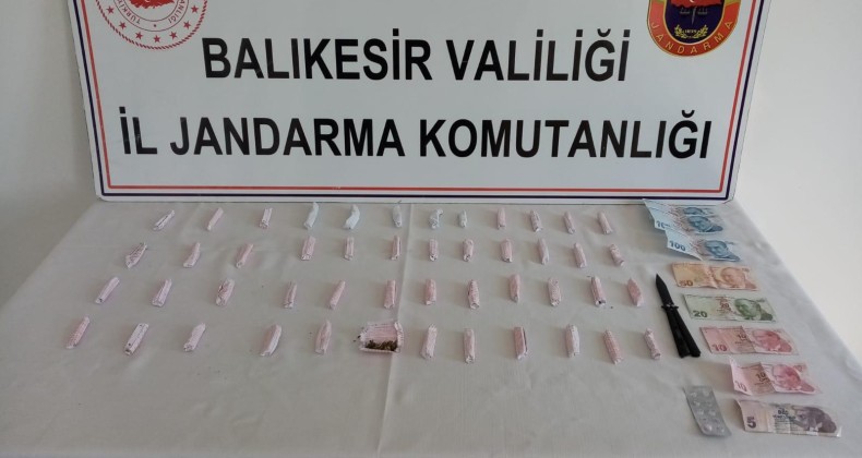 Ayvalık’ta hız motoru ile uyuşturucu sevkiyatı yaptığı iddia edilen şahıs gözaltına alındı