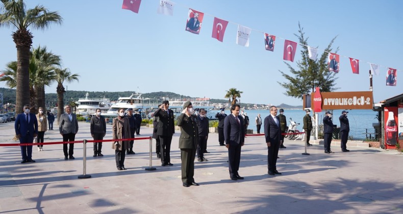 Atatürk’ün Ayvalık’a gelişinin 86. yıldönümüne sade tören
