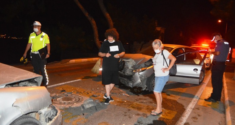 Ayvalık’ta zincirleme trafik kazası; 1 yaralı