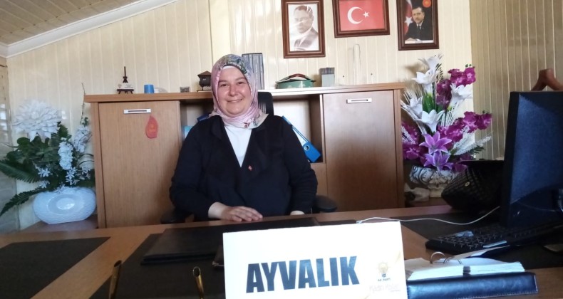 Ayvalık AK Parti’de Kadın Kolları Başkanı Ekşi görevinden istifa etti