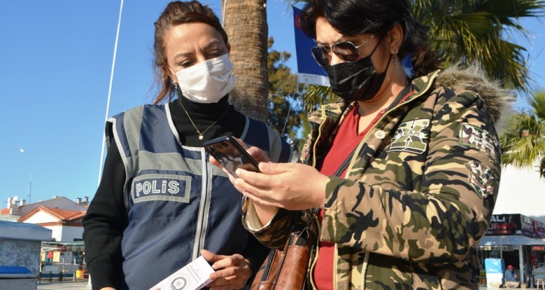 Ayvalık Polisi’nden vatandaşlara “KADES” brifingi