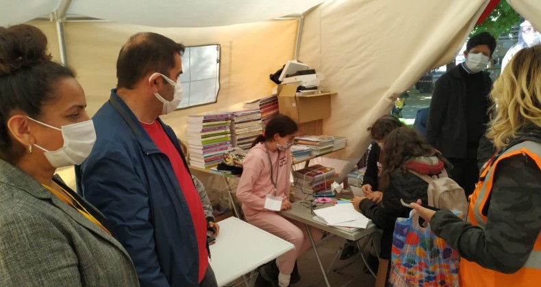 Ayvalıklı öğrencilerden depremzedelere yürekli destek