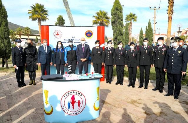 BAKAN SOYLU KADES STANDINDA