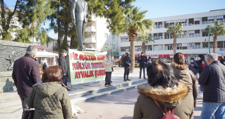 Ayvalık’ta Maraş katliamının 42’nci yılında anma töreni
