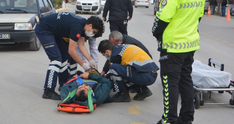 Ayvalık’ta seyir halinde paniğe kapılan motosiklet sürücüsü korkuttu