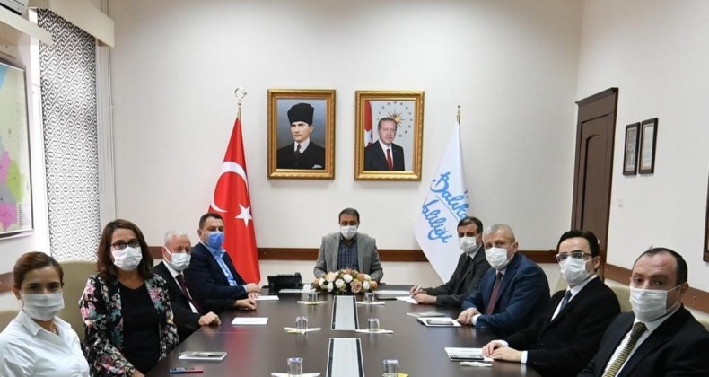 Hafta sonunda marketlerin otoparkları da kapatılacak