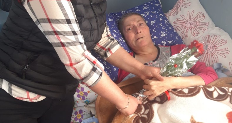 8 Mart’ta engelli kadınları ve çilekeş annelerini unutmadılar