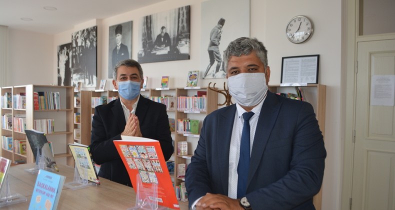 Ayvalık’ta “Nejat Hürbaş Hikâye Yarışması” heyecanı