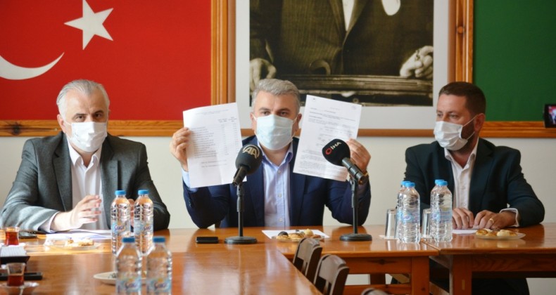 AK Parti Balıkesir Milletvekili Canbey Ayvalıklı çiftçilerin sesine kulak verdi