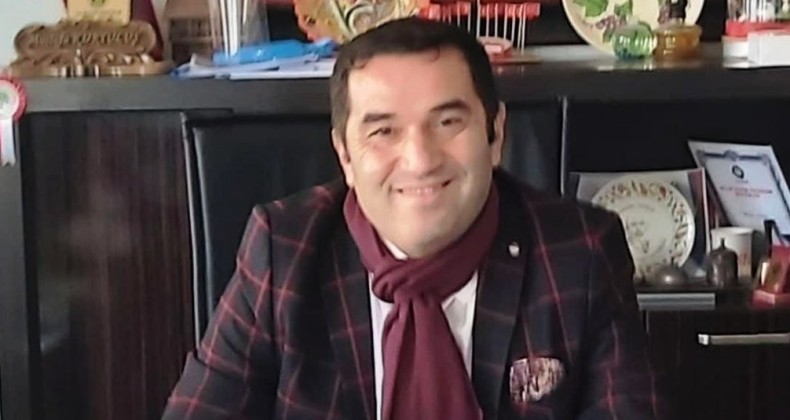 Ayvalık Memur-Sen, “Milletimizin yanındayız darbecilerin karşısındayız”