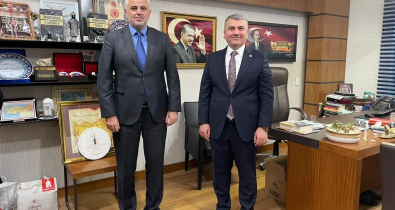 AK Partili Canbey’den Ayvalık’a proje okulu müjdesi