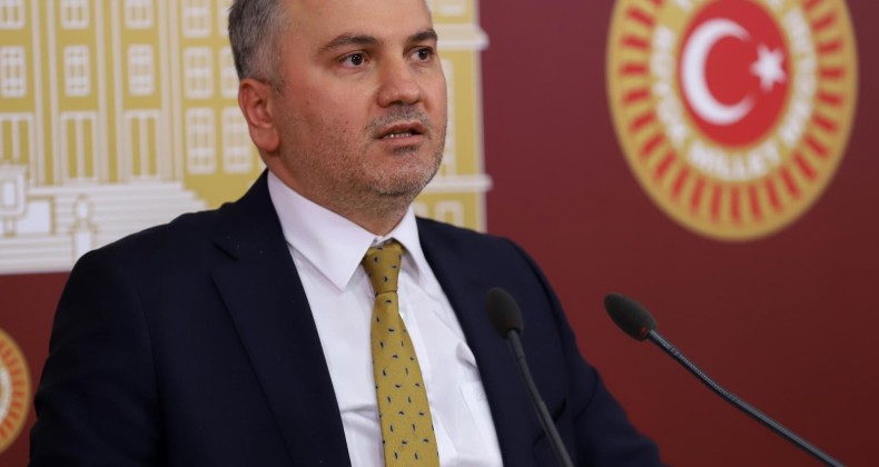 CANBEY, “TEK DAMLA SUYU BİLE İSRAF ETMEMELİYİZ”