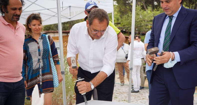 Ayvalık’ta barış temalı heykel sempozyumu başladı