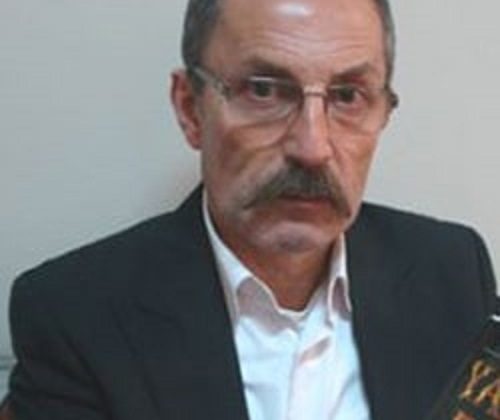 ÇARESİZ İNSANLAR