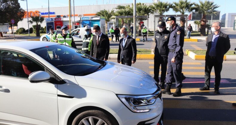 Ayvalık’ta protokol “Bir Hareketine Bakar” protokolüne katıldı