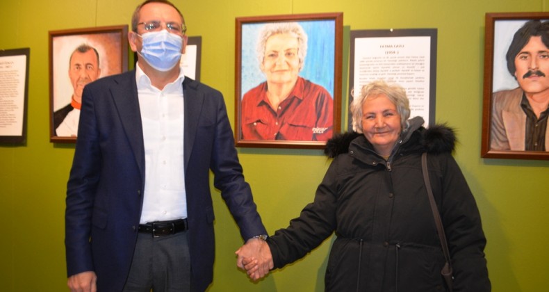 Ayvalık’ın değerleri aynı sergide buluşturuldu