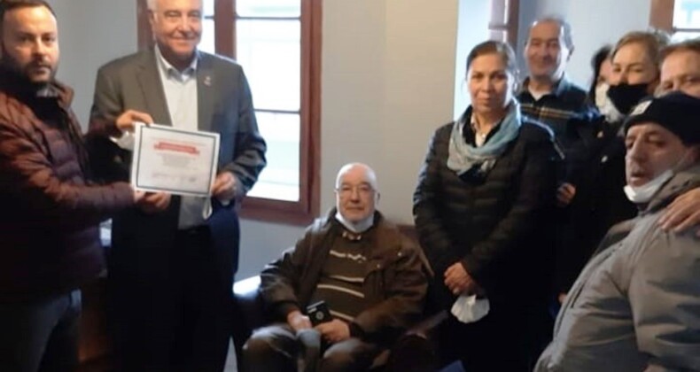 Ayvalık İYİ Parti’den engellilere 3 Aralık jesti