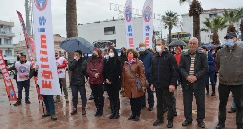 Ayvalık’ta Eğitim-İş hükümete meydandan seslendi
