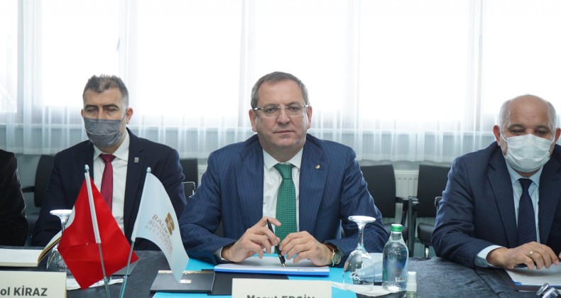 BAŞKAN ERGİN’DEN TRAFİKTE ÇÖZÜM ÖNERİLERİ