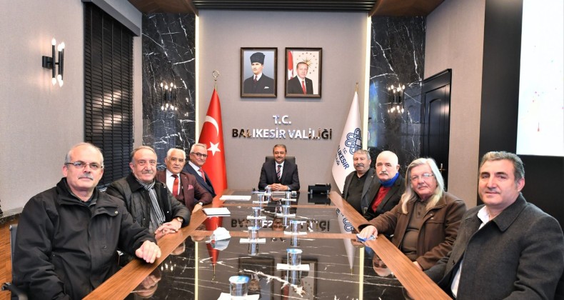 Alevi toplumu taleplerini Vali Şıldak’a anlattı