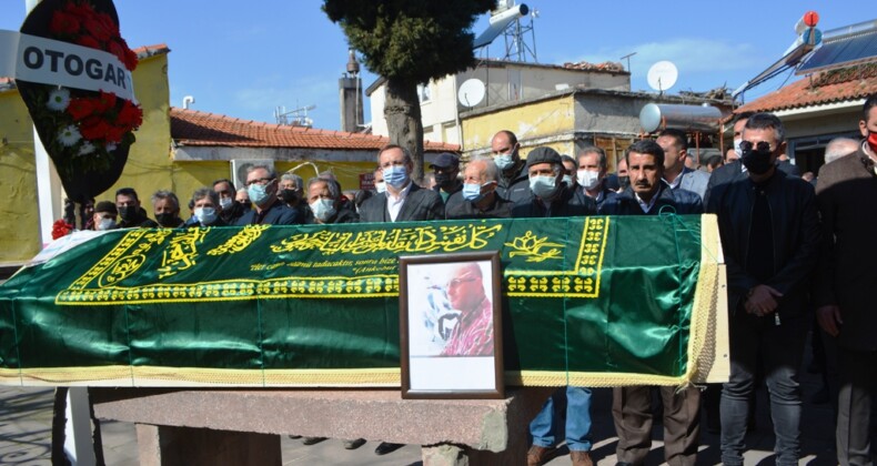 Ayvalık’ta katledilen taksici gözyaşlarıyla uğurlandı
