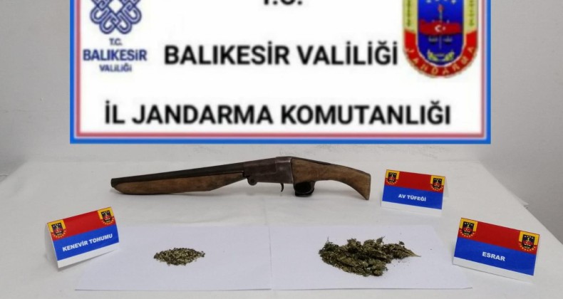 Jandarmadan Ayvalık ve Edremit’te uyuşturucu operasyonları