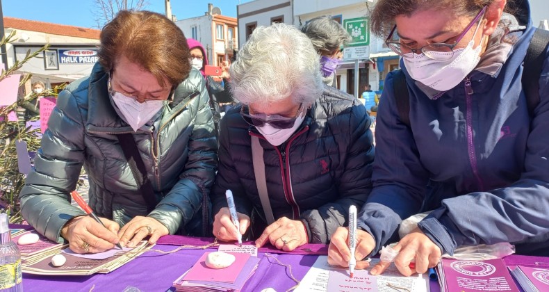 Ayvalık’ta Kadın İnisiyatifi’nden 8 Mart çağrısı