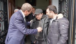 Ayvalık Türk Ocağı Efsane Belediye Başkanı Ahmet Tüfekçi’yi unutmadı