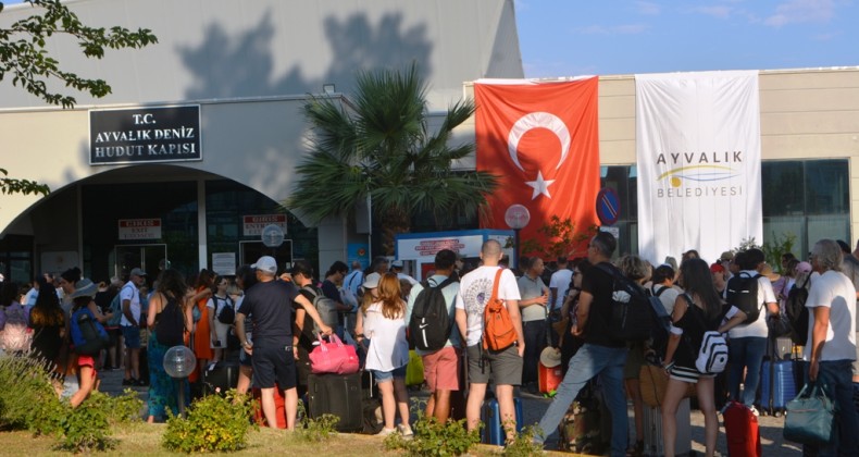 Kurban Bayramı’nda Yunan adalarına Türk akını