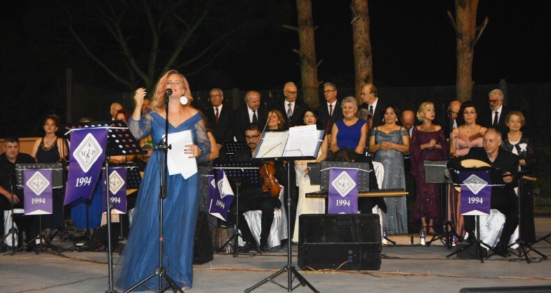 Ayvalık Müzik Derneği’nden müthiş konser