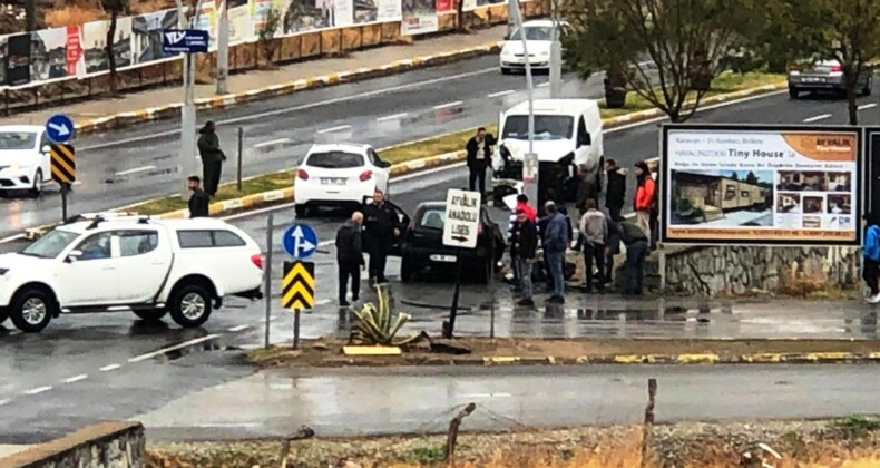 -Ayvalık’ta para nakil aracı ile otomobil çarpıştı: 1 yaralı