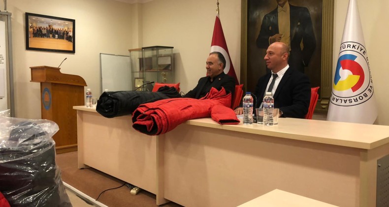 AYVALIK’TA ATO YÜREKLERİ ISITTI