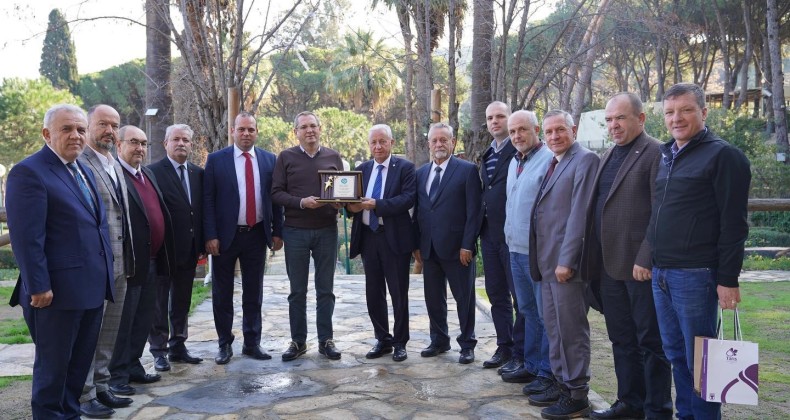 Anadolu’daki Balıkesirlilerin kalbi Ayvalık’ta attı