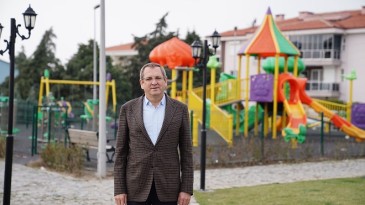 AYVALIK’IN PARKLARINDA PEYZAJ DÜZENLEMESİ