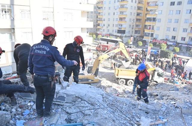 <strong>‘Ateş’ yürek ısıtmak için çalışıyor</strong>