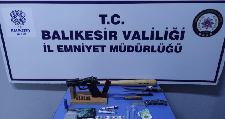 BALIKESİR’DE HER YERDE ARANAN 23 ŞAHIS YAKALANDI