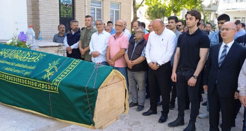 AYVALIK’TA MİLLİ EĞİTİM CAMİASININ ACI GÜNÜ